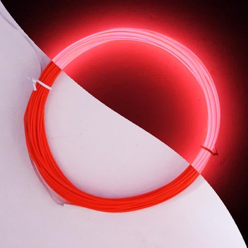 Deep Pink maxi el wire 1.5mm lit and unlit to demonstrate brightness and colour